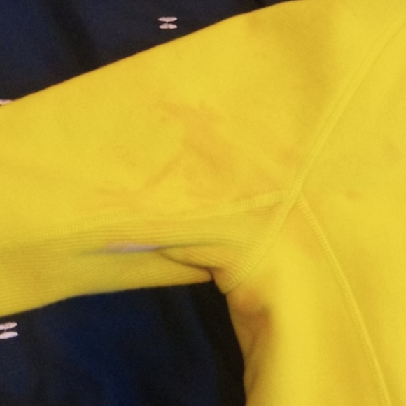 Lululemon sweater - Picture 5 of 7